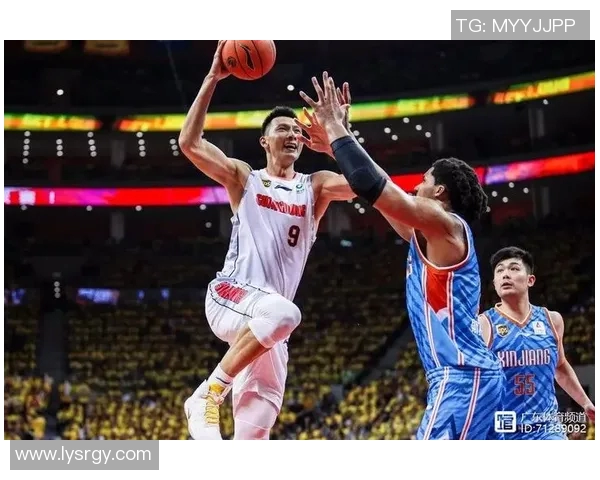 实时新闻深圳极限运动队快攻战术解析与实战应用探讨